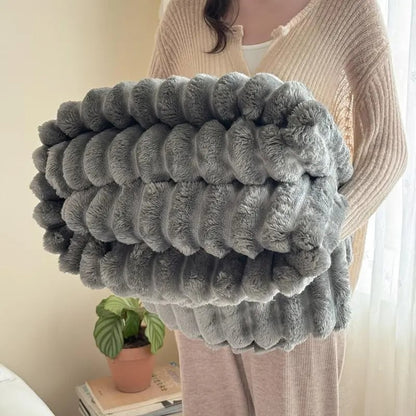 ⏳Time-Limited Special 70% Off⏰🔥🛏️Thickened Rabbit Plush&Milk Velvet Cover Blanket🍂Wrap up in Ultimate Comfort